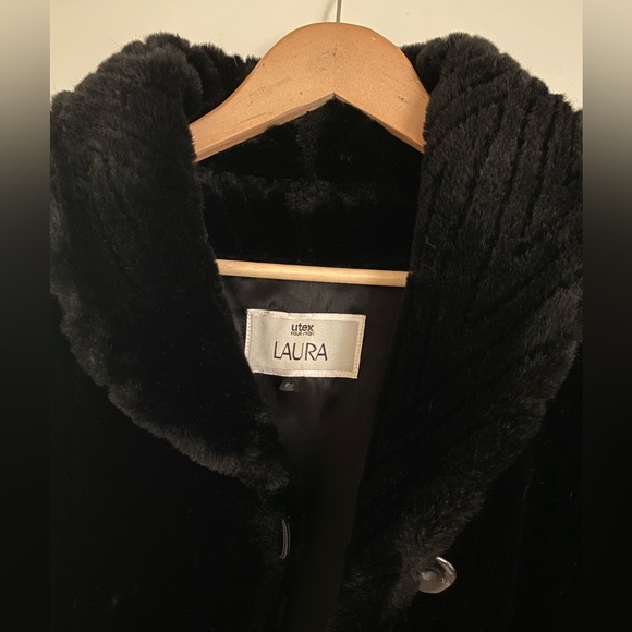 Vintage Black Faux Fur Coat - Picture 2 of 7